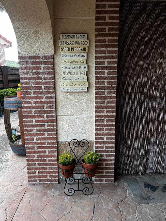 Casa Rural La Chistera อาบีลา ภายนอก รูปภาพ