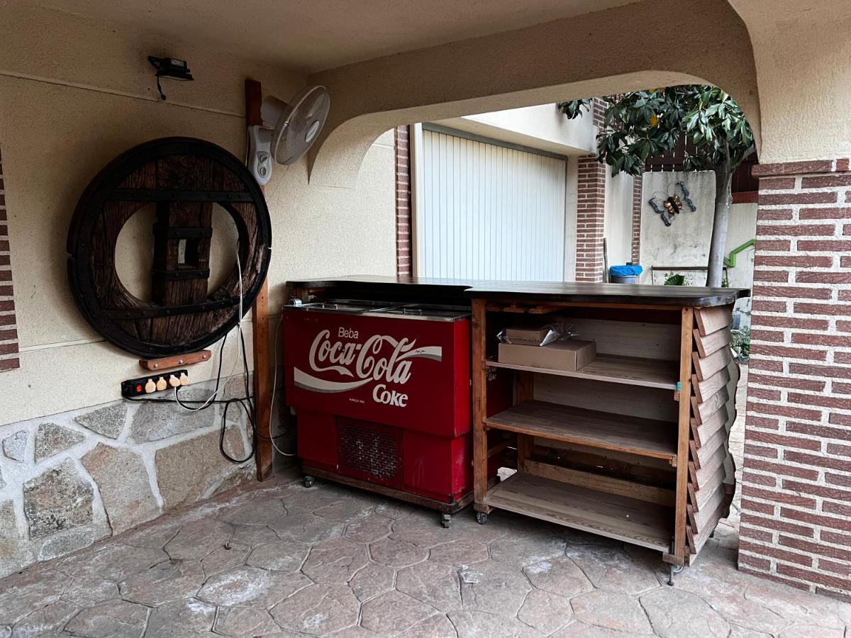 Casa Rural La Chistera อาบีลา ภายนอก รูปภาพ